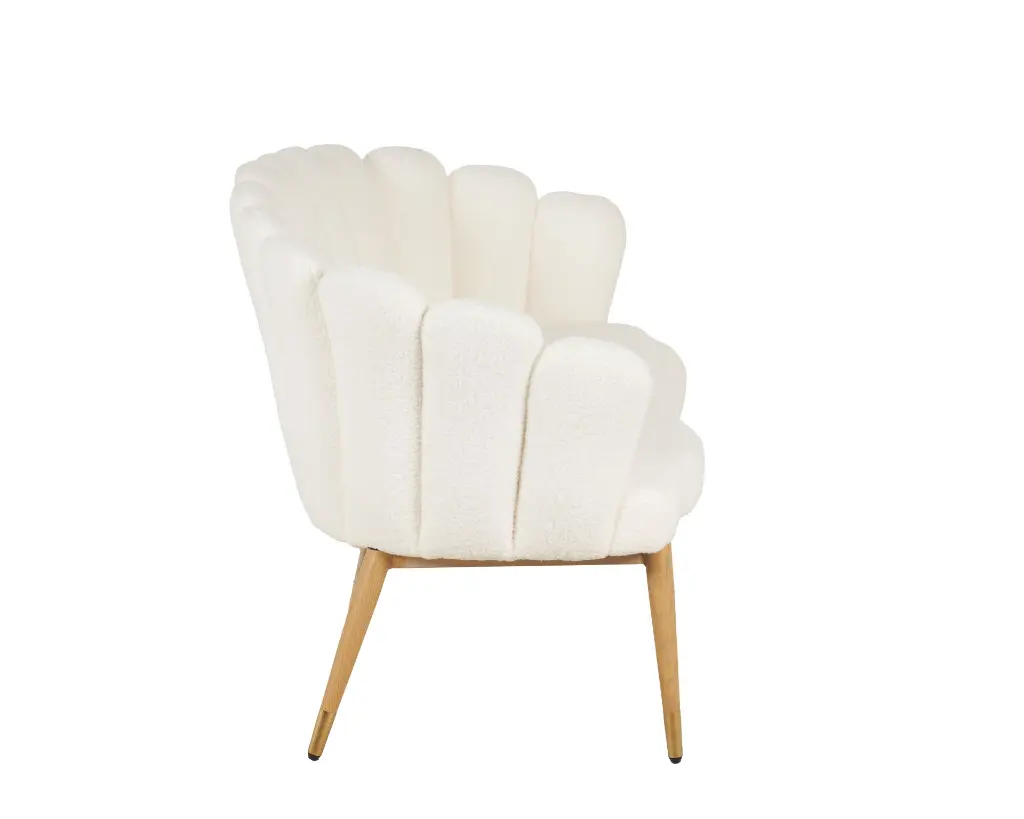 LC104 2388-2 (4).webp