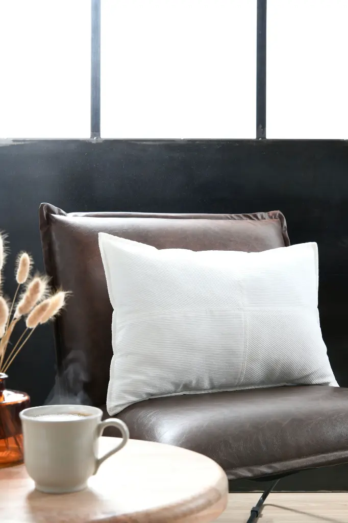 C6D567001_6.webp