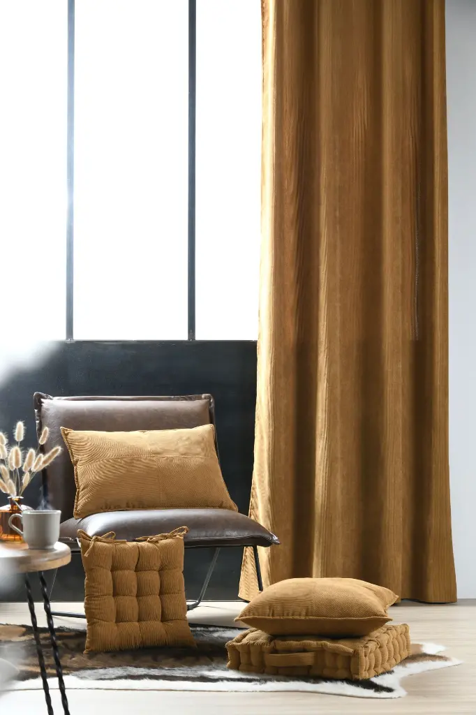 C6D567004_5.webp
