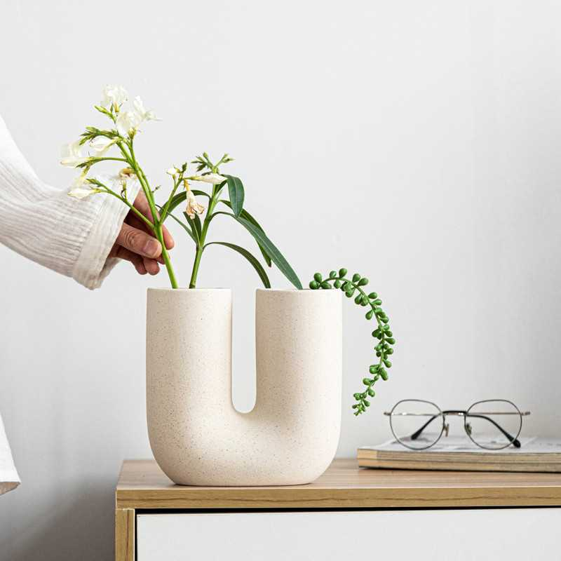 vase
