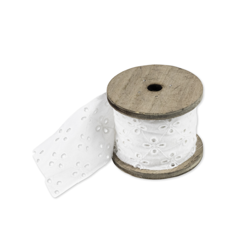 Ruban tissu dentelle blanche 4.5cmx2m sur bobine bois