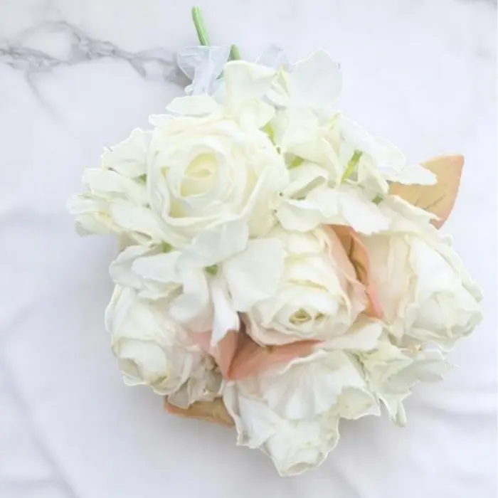 Rose sur bâton polyester finition seche