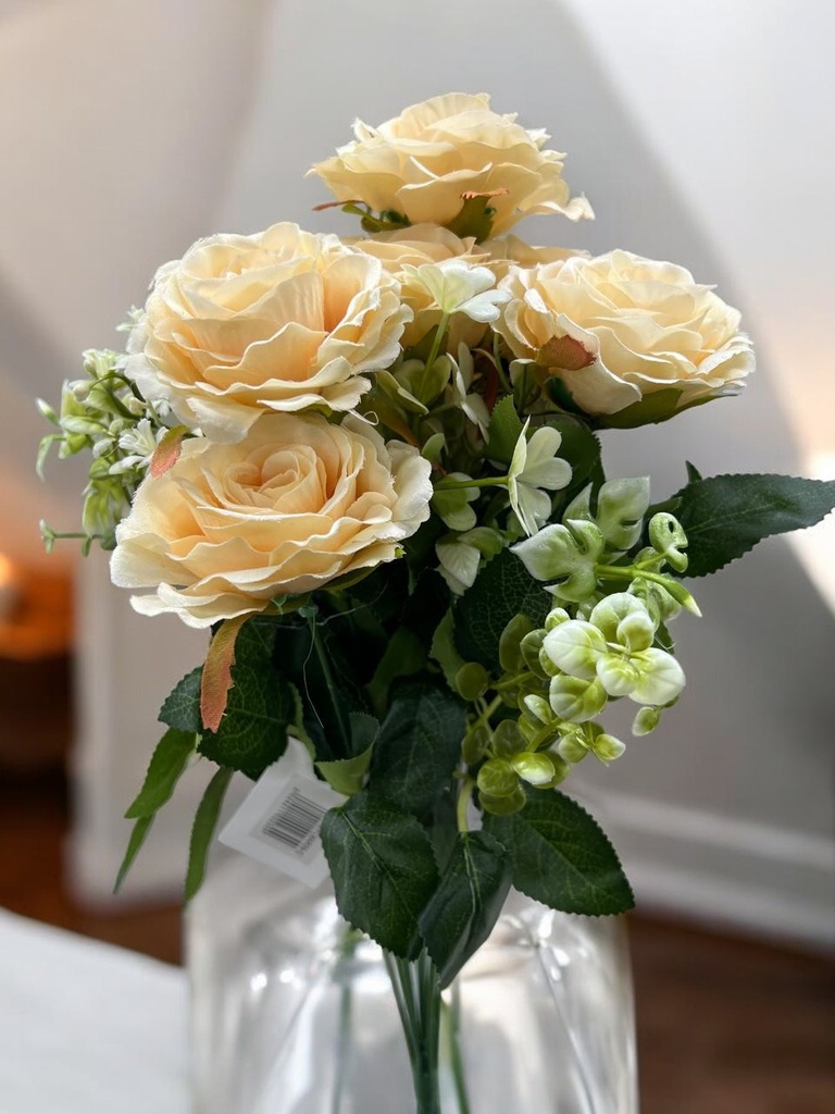 Bouquet rose couleur beige