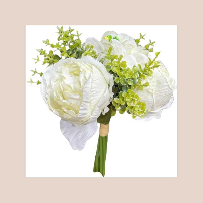 Bouquet de rose blanc avec eucalyptus
