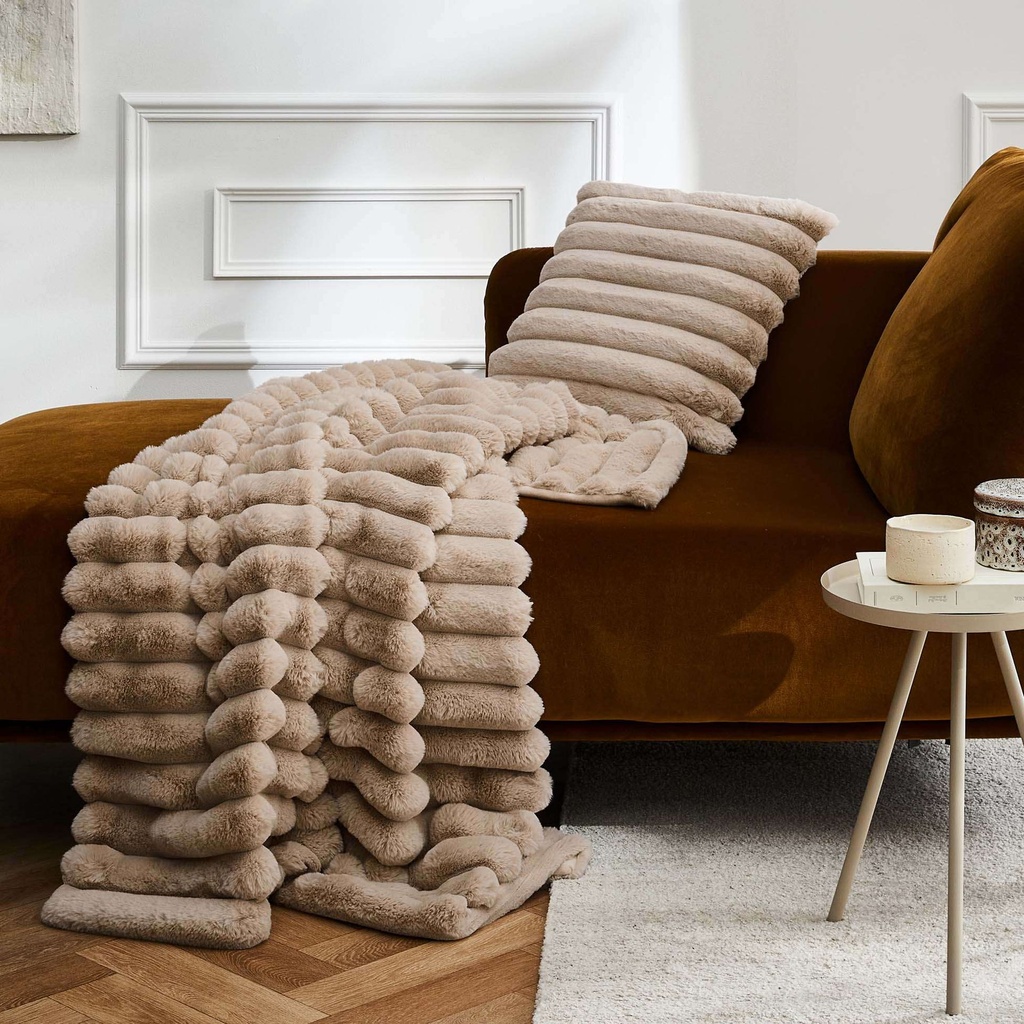 Plaid 125 x 150 cm imitation fourrure/polaire boudoir sable