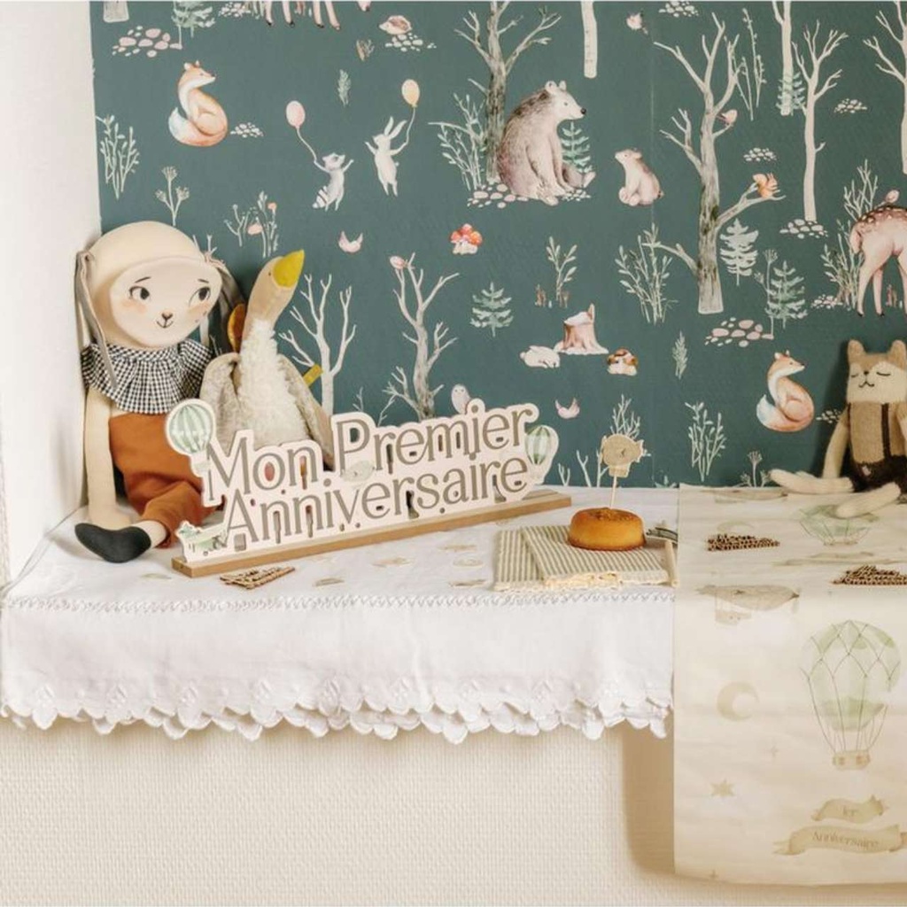 Chemin de Table "1er Anniversaire" Dans les Nuages Tissu Blanc, Vert Amande et Taupe 28cmx3m