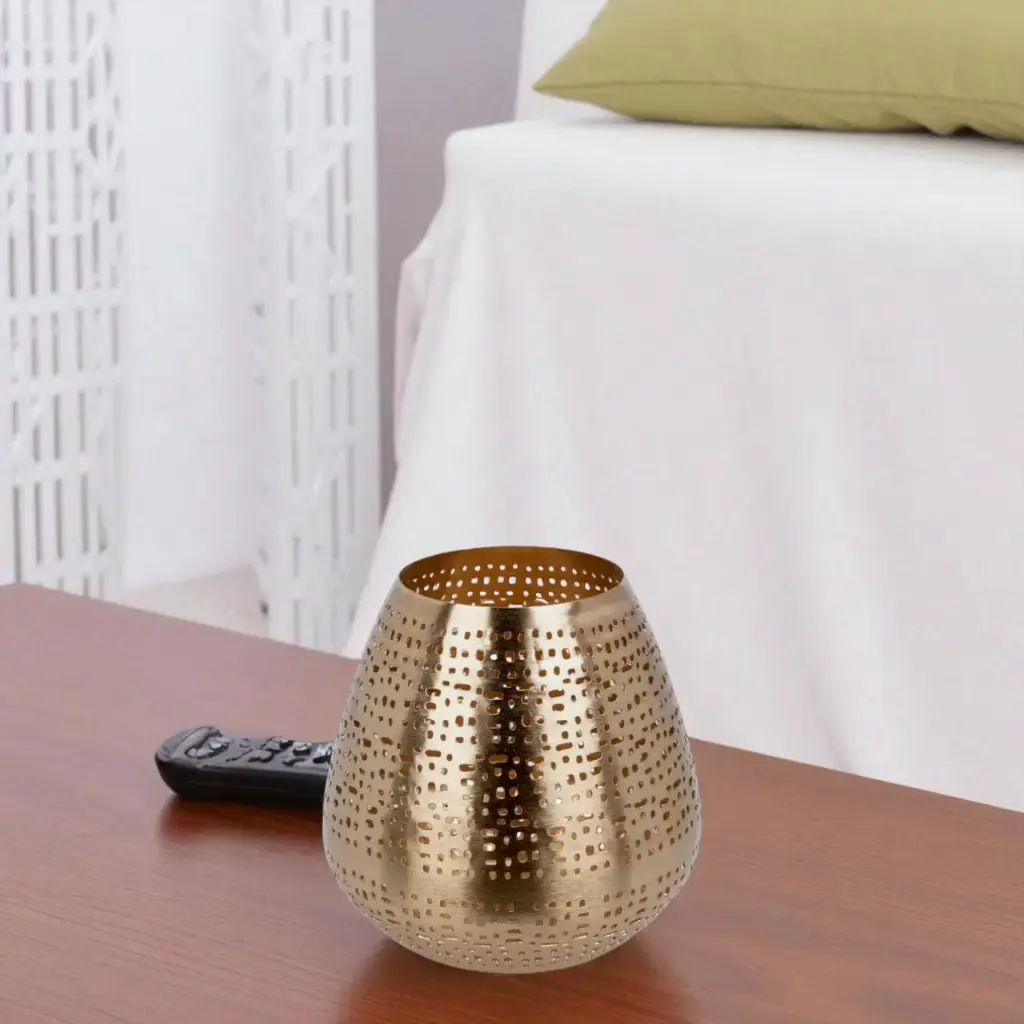 Porte-bougies à réchaud or 15c