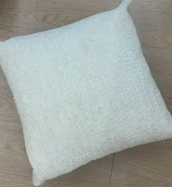 Coussin Mila - 43 x 43 cm