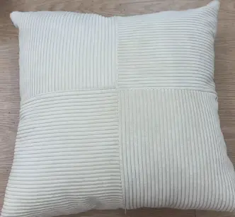 Coussin Annabella blanc - 43 x 43 cm
