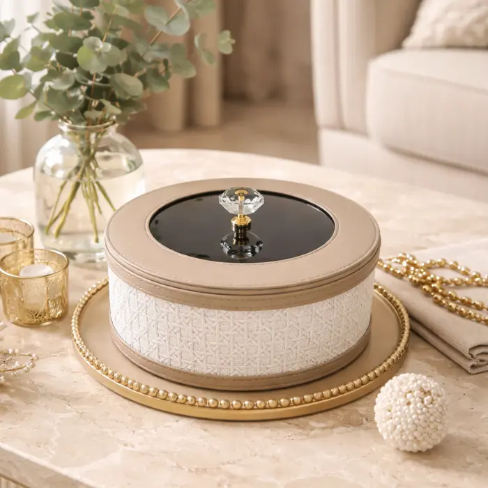 Boite ronde cannage avec couvercle acrylique 21*21*11 cm