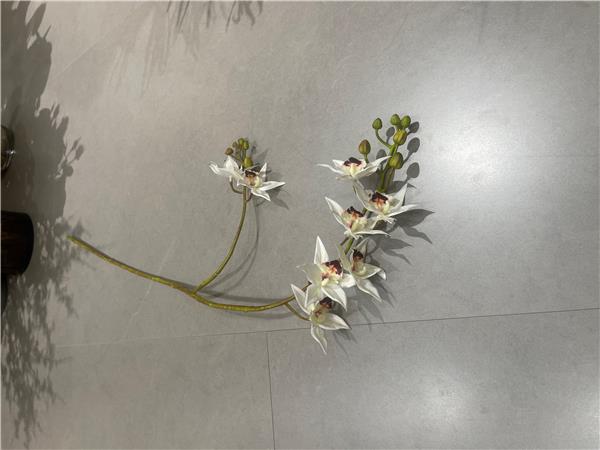 Branche d'orchidée Cymbidium blanche 85CM - 555