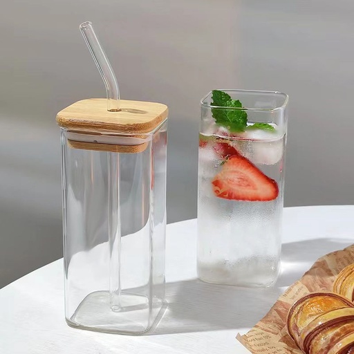 Verre carrée avec couvercle et paille - 350 ml