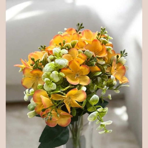 Bouquet freesia orange