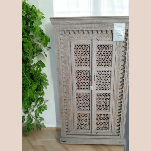 Armoire sculpté "goa"
