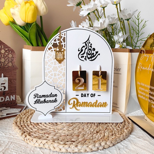 Calendrier du ramadan en acrylique avec compte à rebours