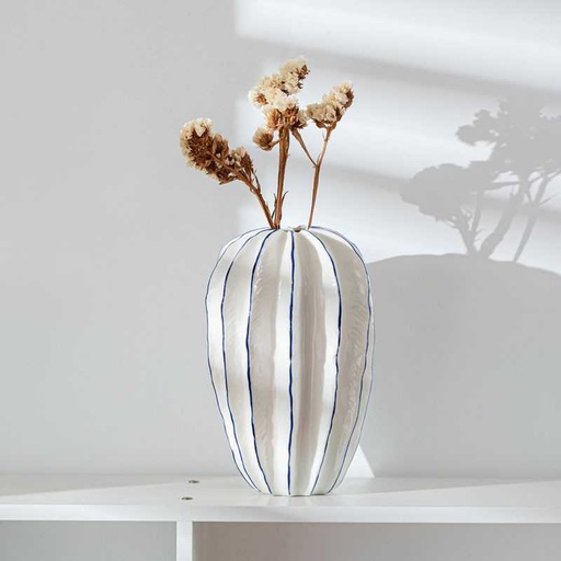 Vase rosalia